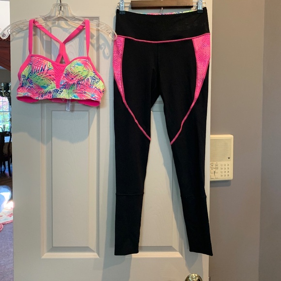 Victoria’sSecret Sport Black/Pink Multi Leggings/Bra Set sz S/P 36B - Picture 1 of 11